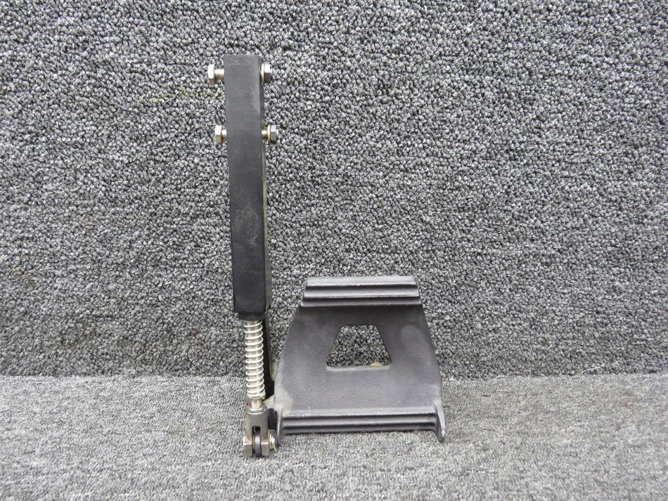 82853-003, 95309-1 Piper PA-46-310P Rudder Pedal with Master Brake Cylinder RH