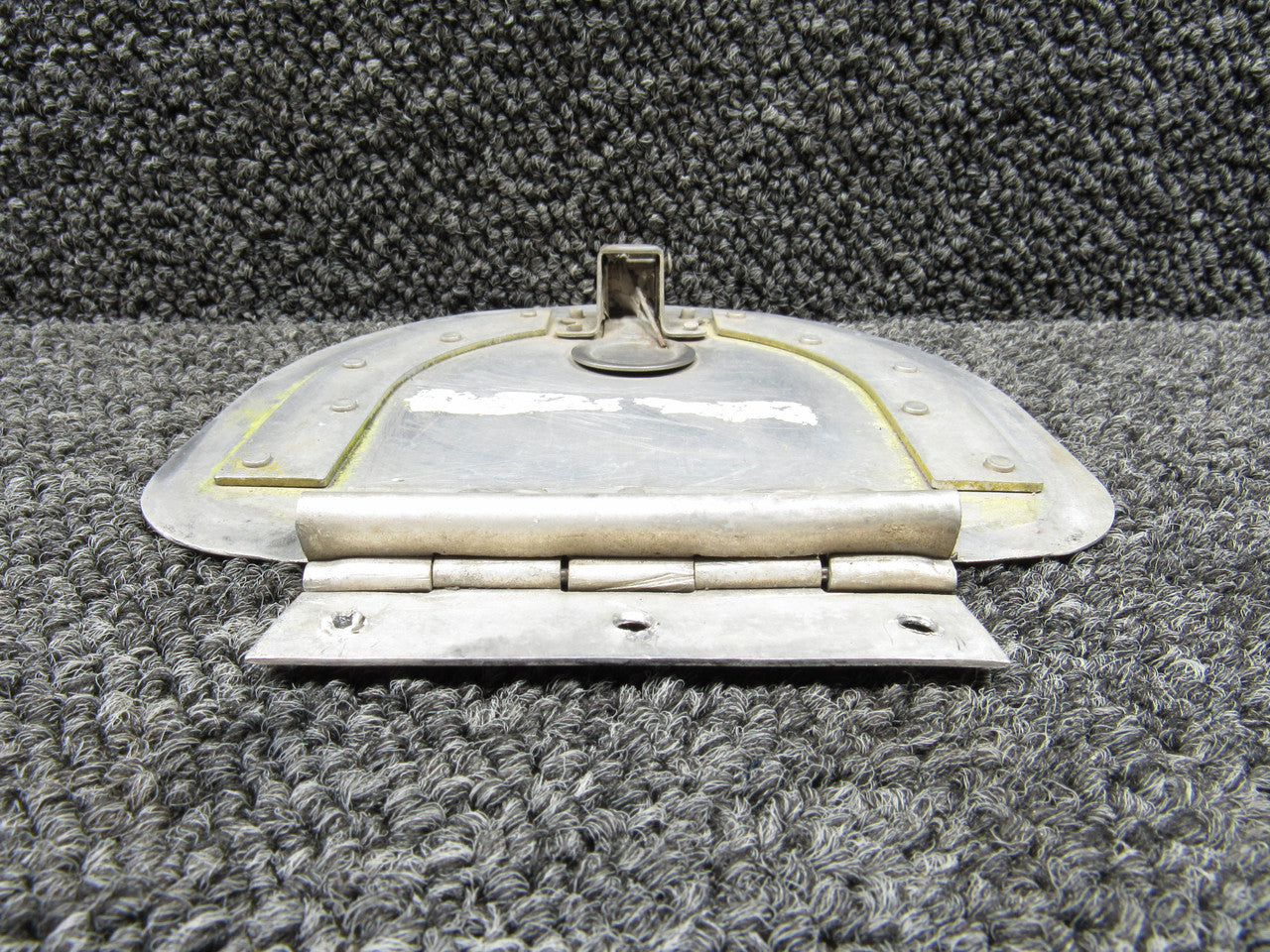 aa＊ページ 89368-002 Piper PA44-180 Oil Filler Access Door Assembly – BAS