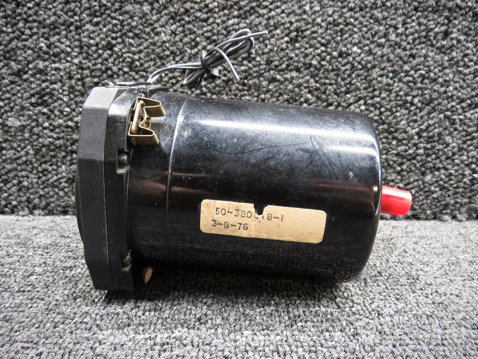 7040-B4L (Alt: 50-380018-1) United Instruments Vertical Speed Indicator