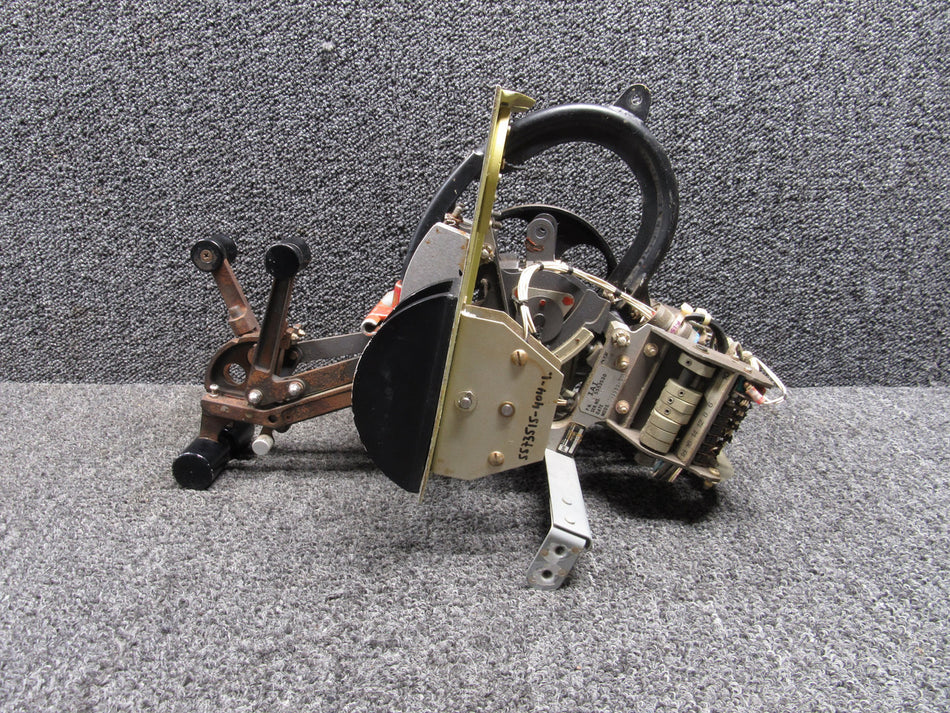 5553530 (Alt: 5553530-501) IAI 1124 Throttle Control Assembly