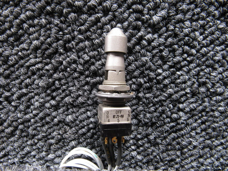 8856K27 (Alt: MS21027-F371) Eaton Toggle Switch