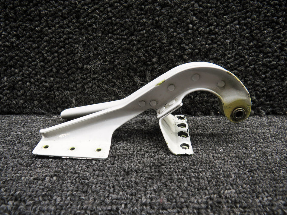 35-815055-116 Beechcraft A36 Main Landing Gear Outboard Door Hinge Assembly