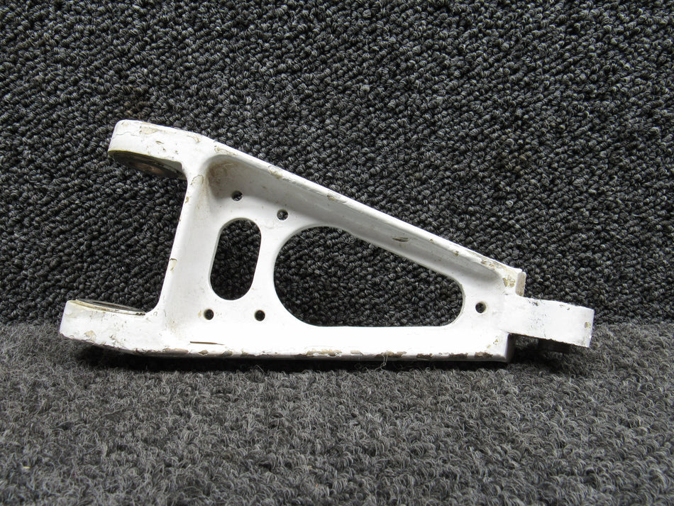 50-810032-10 Beech KA200 Nose Gear Upper Knee