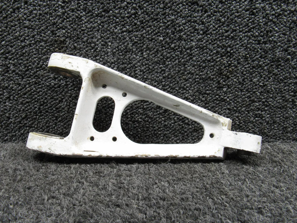 50-810032-10 Beech KA200 Nose Gear Upper Knee