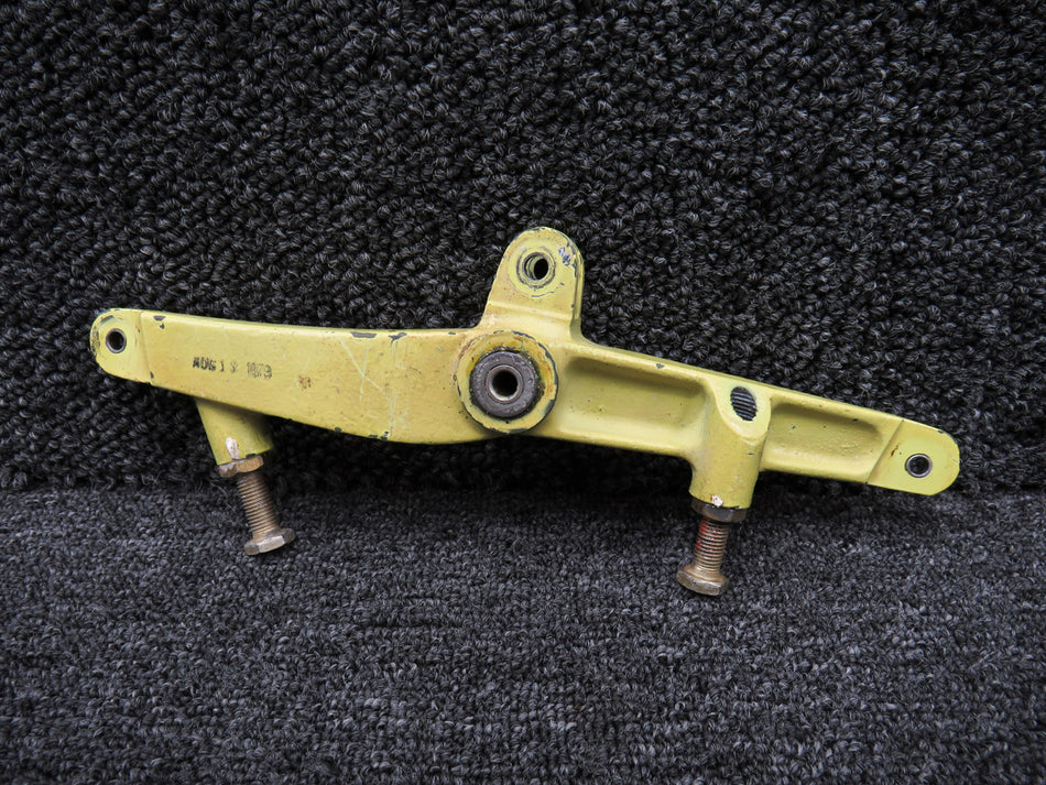 35-521158-6 (Cast: 35-521158-8) Beechcraft 58 Aileron Bellcrank RH