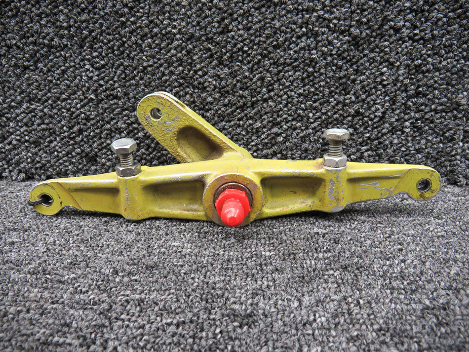20256-001 (Cast: 227231) Piper PA-24-180 Aileron Bellcrank RH