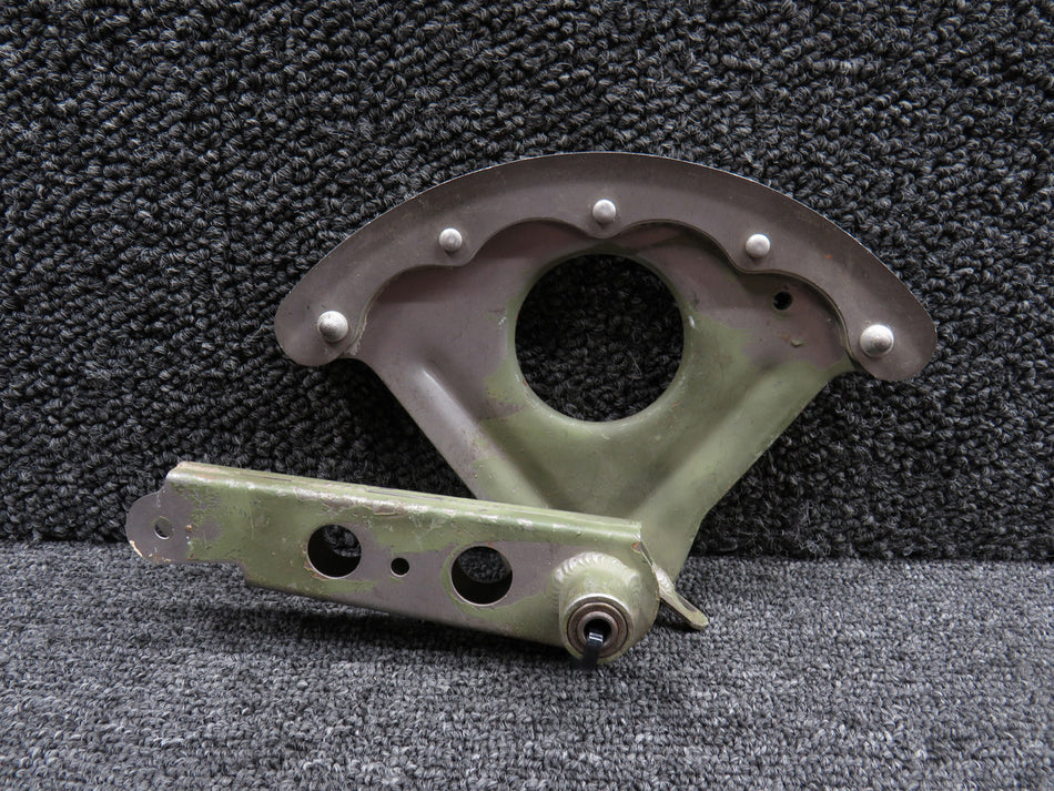 1462020-28 Cessna Inboard Flap Bellcrank RH