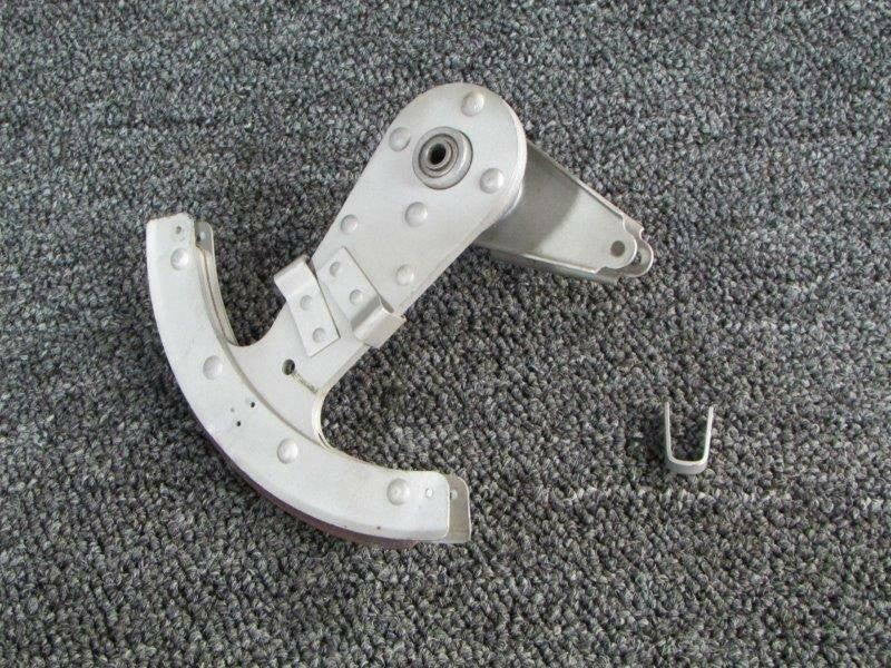 0862100-86 Cessna 310D RH Wing Quadrant (BD)