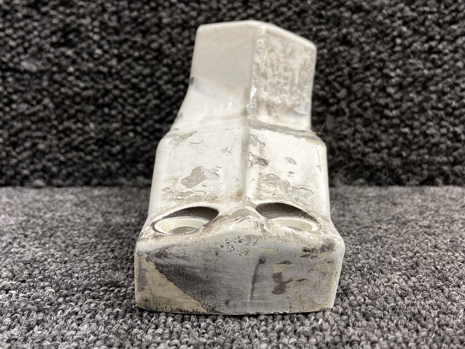 0741053-2 Cessna 182 Main Landing Gear Axle Fitting RH