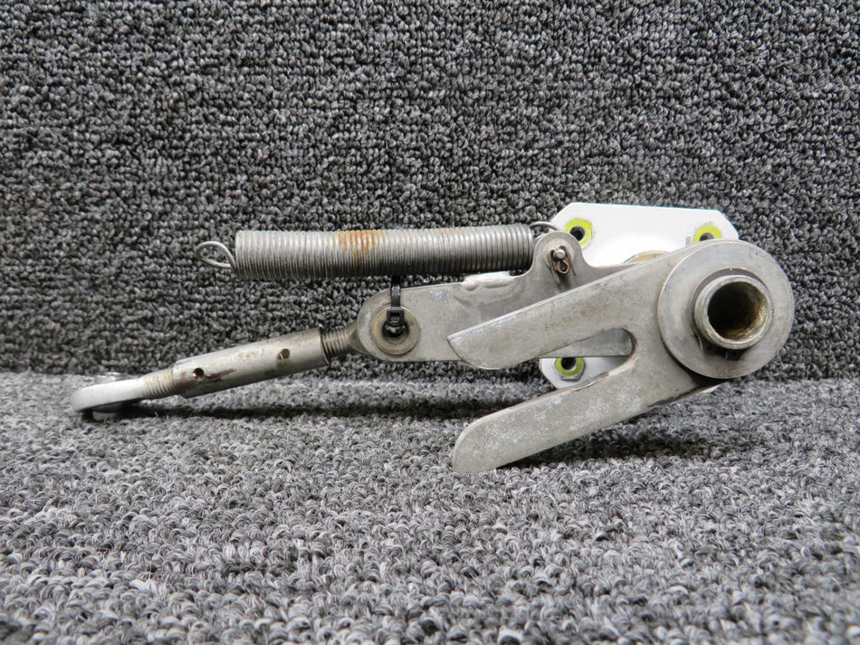 41794-008 Piper PA31T Cheyenne Nose Landing Gear Door Actuator Arm w Rod LH