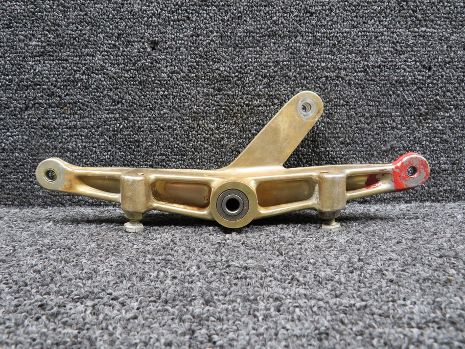 40339-011 (Cast: 40338-1) Piper PA-31T Cheyenne Aileron Bellcrank Assembly RH