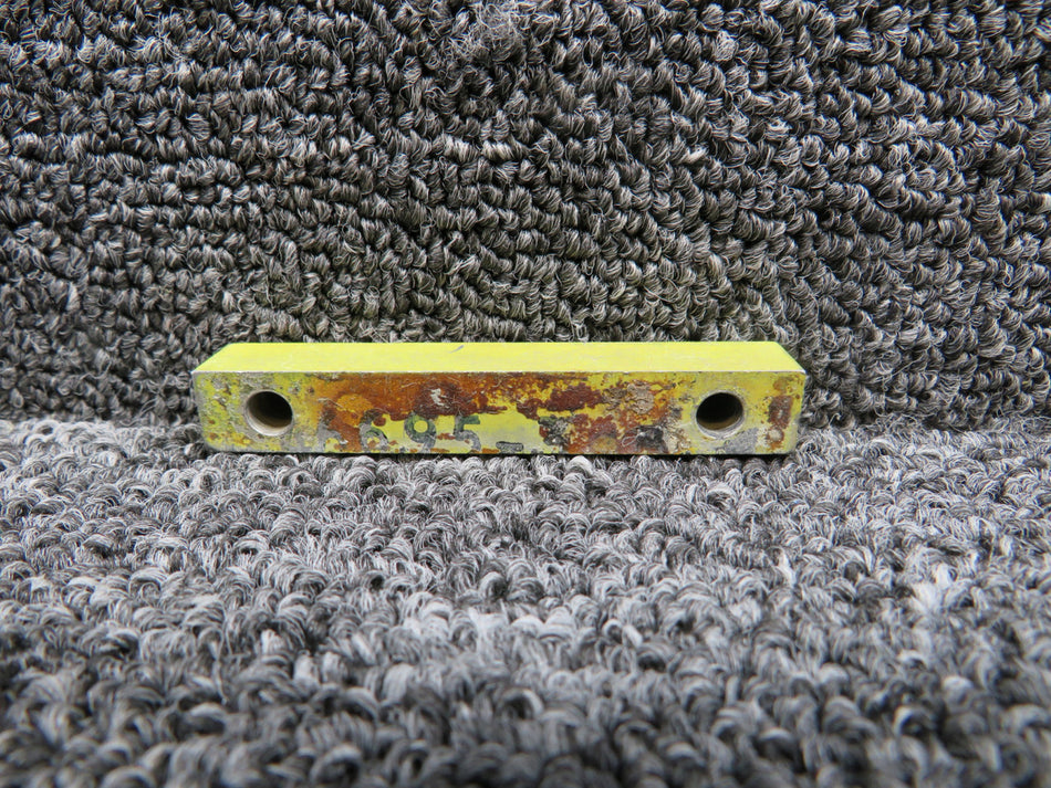 46695-3 (Alt: 46695-003) Piper PA-31T Cheyenne Spacer
