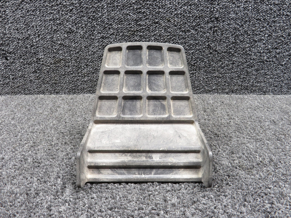 0413578-1 (Cast: 0413578-2) Cessna 172P Brake & Rudder Pedal w Arm & Brake Link