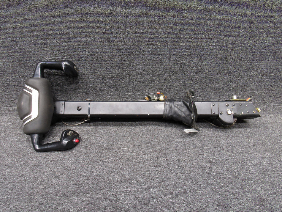5565550-42, 5565511-36 Cessna 501 Co-Pilot Wheel Control with Control Column
