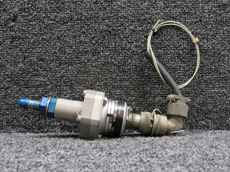 1115P25 Neo-Dyn Pressure Switch (Volts:28)