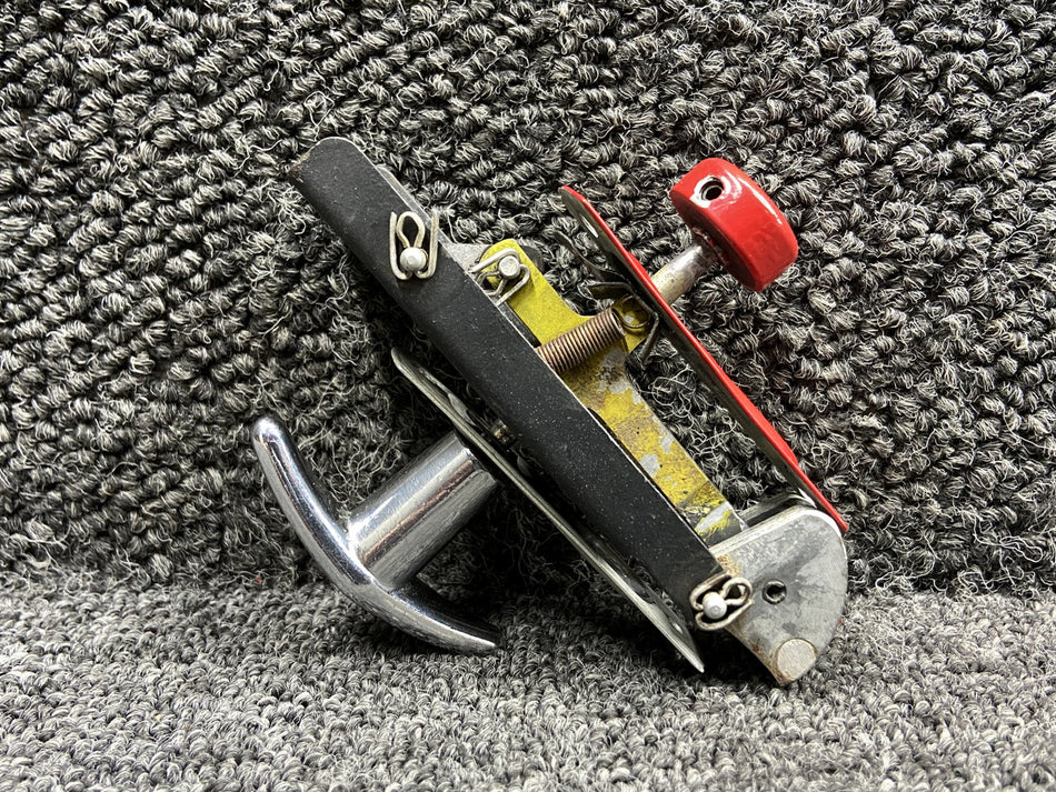 754-227 Piper PA24-250 Upper Cabin Door Latch Assembly