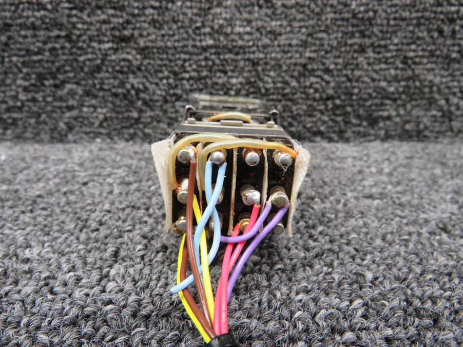 1941-2 Twist-Lite, Master Specialties LH Engine Fire Annunciator Switch