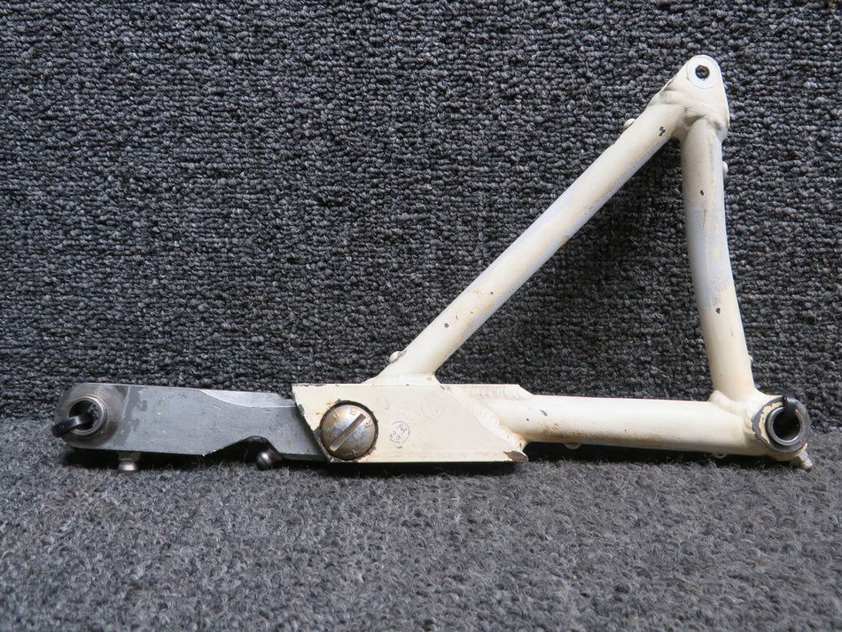 520006-502, 510011-013 Mooney M20J Landing Gear Retraction Truss RH with Link