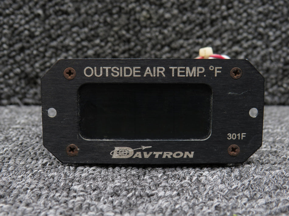301F Davtron Outside Air Temperature Indicator
