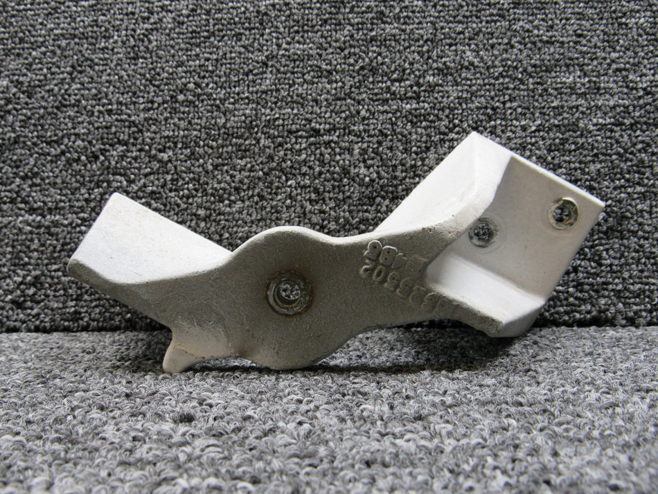 5525502-5 (Cast: 5525502-485) Cessna 550 Bellcrank Trunnion Bridge LH