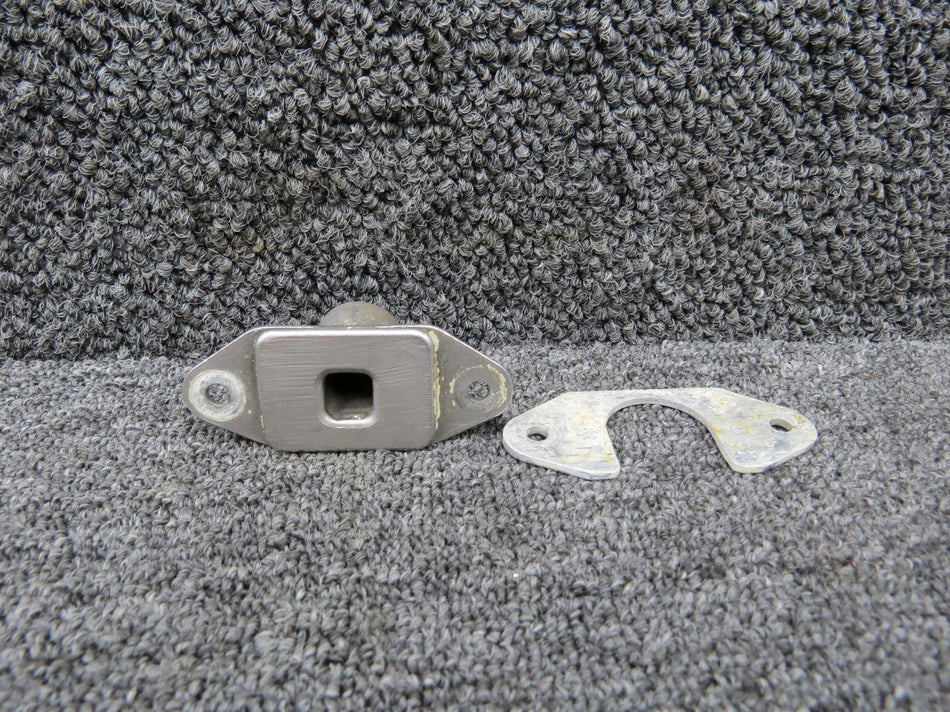 2117157-1, 2117158-1 Cessna P210N Cabin Door Plate Assembly Lock