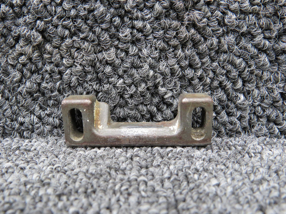 1212113-1 Cessna P201N Baggage Door Striker