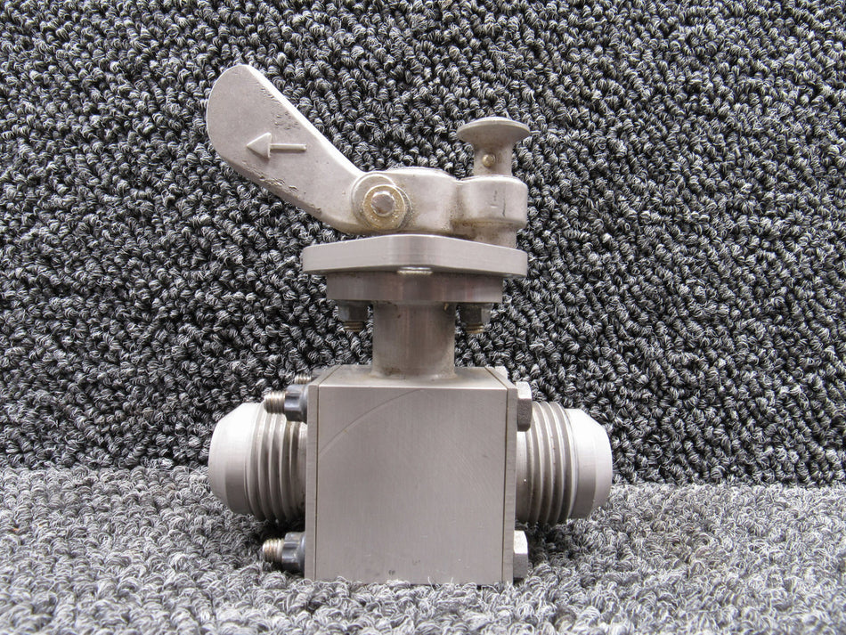 7913001-F Flight Refuelling Manual Valve