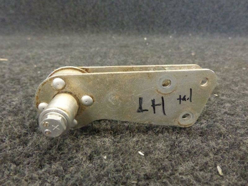 913030 (ALT: 7220) Mooney M20D Rudder Bellcrank Assembly