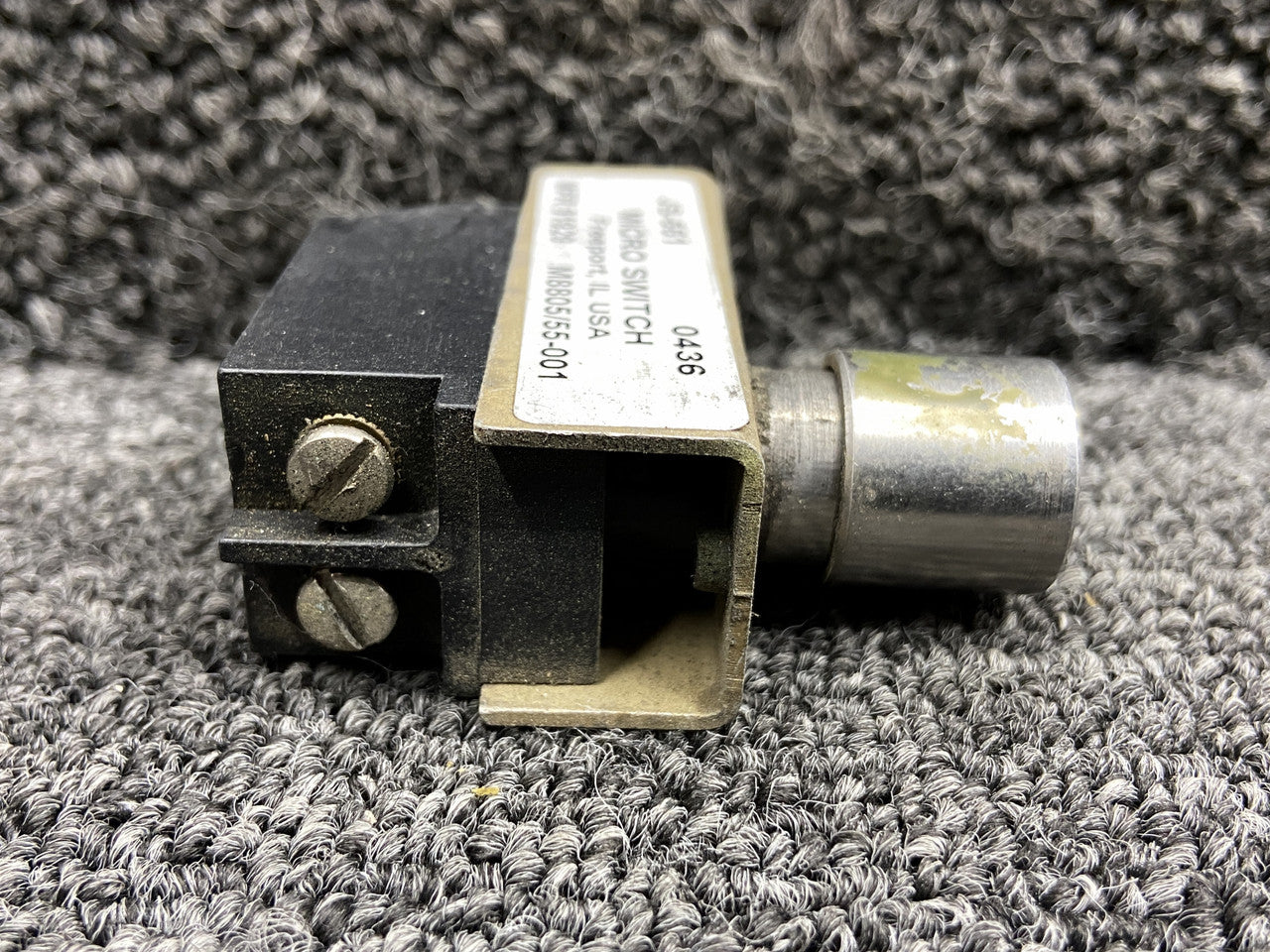 91929 (Alt: JS-551) Bell 206B Floor Transmat Microswitch – BAS