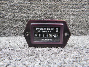 85094 (Alt: LR-42455) Hobbs Quartz Hour Meter Indicator (Hours: 6694.7)