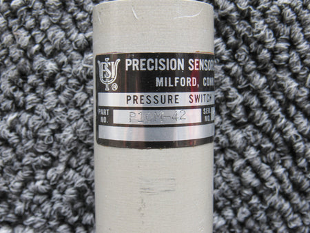 MO081826XM-06MB