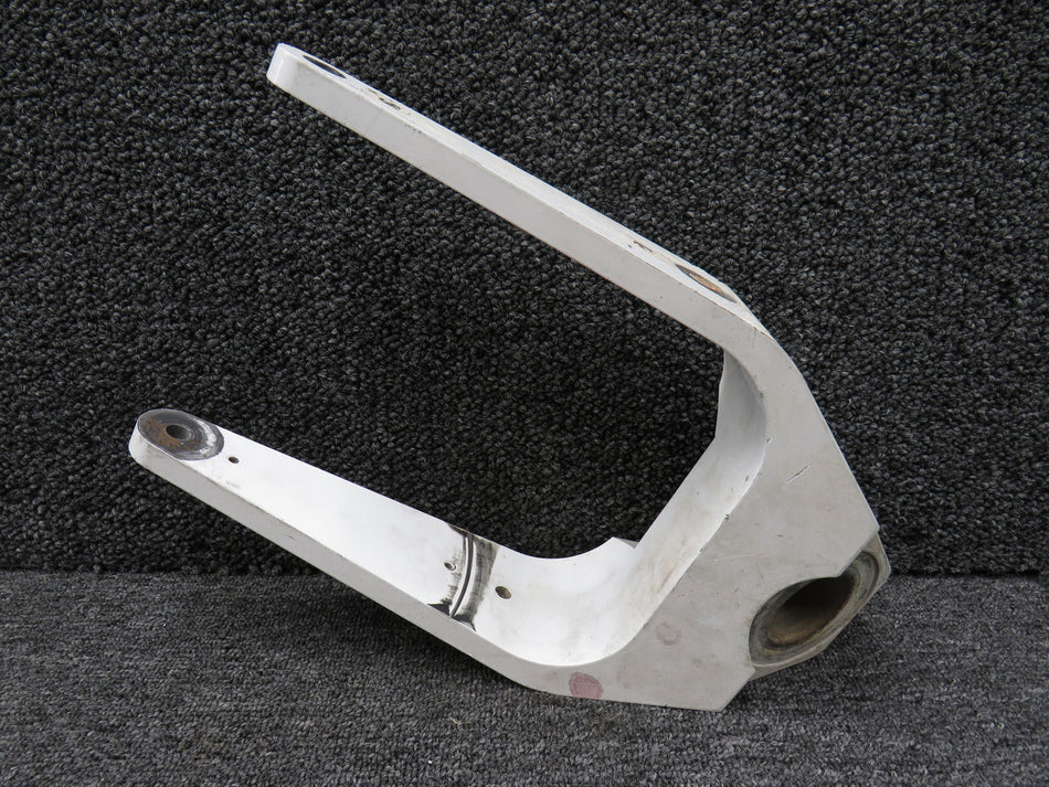 11638-002 Cirrus Nose Gear Fork