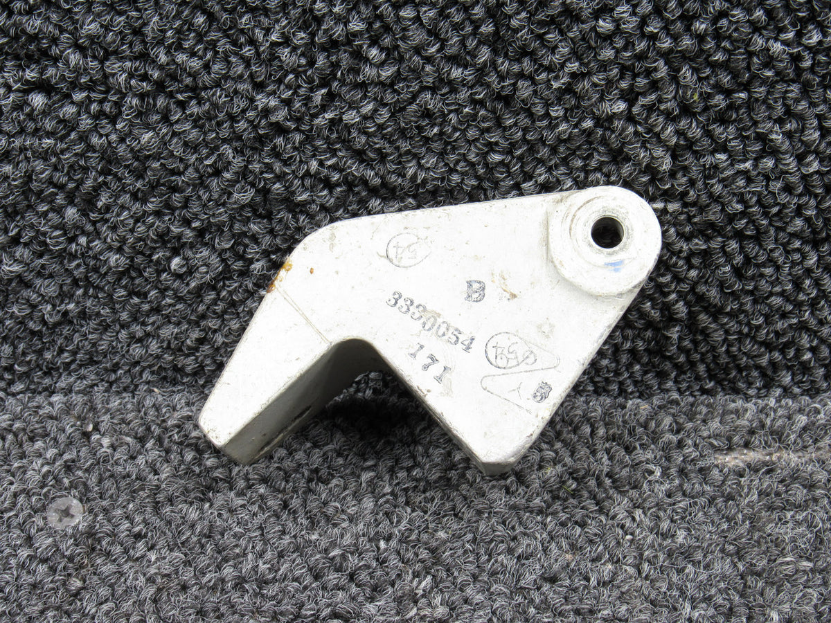 MO030926MC-28AS