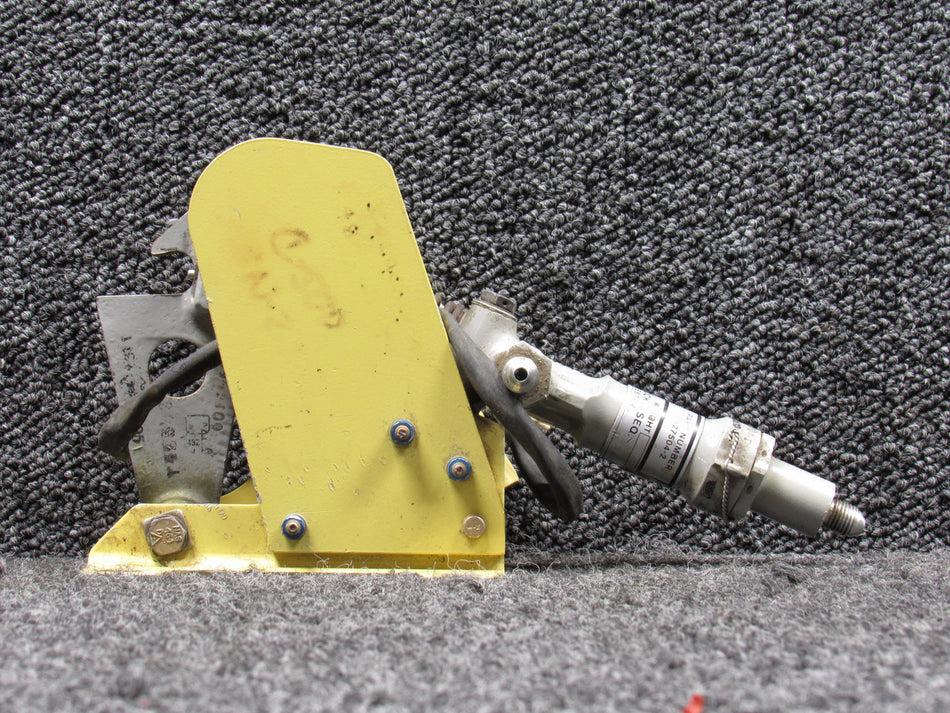 5527504-2 Cessna 500 Main Gear Uplock Actuator Assembly