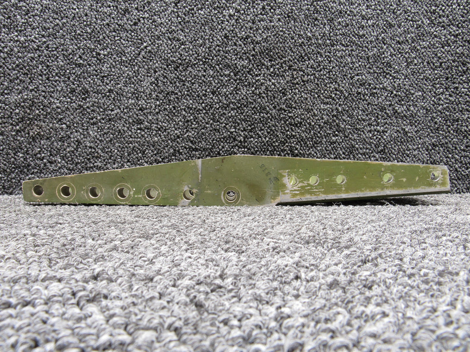 5011024-1 (Cast: 5011024) Cessna 402B Lower Wing Spar Fitting