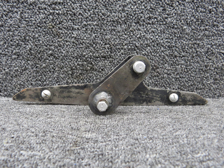 62771-001 Piper PA28-180 Aileron Bellcrank Assembly RH