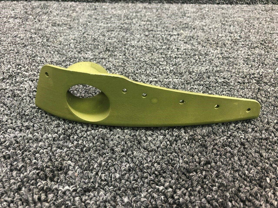 0712305-4 (Use: 0712780-2) Cessna 180-185 Tail Gear Mount Casting RH (Zinc)