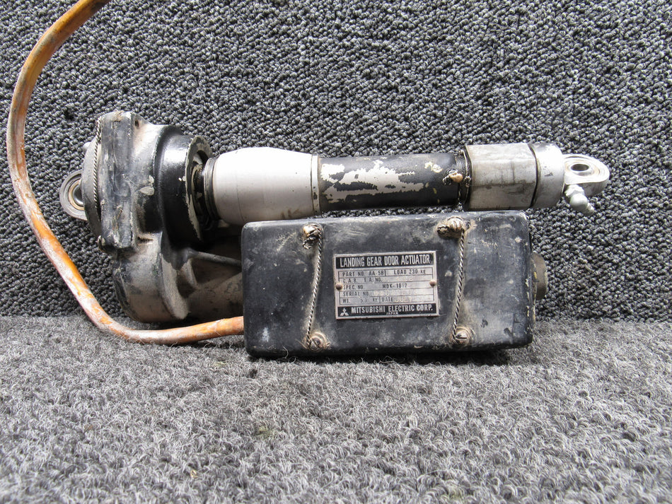 AA-5B Mitsubishi Main Landing Gear Door Actuator (26V, 18A)
