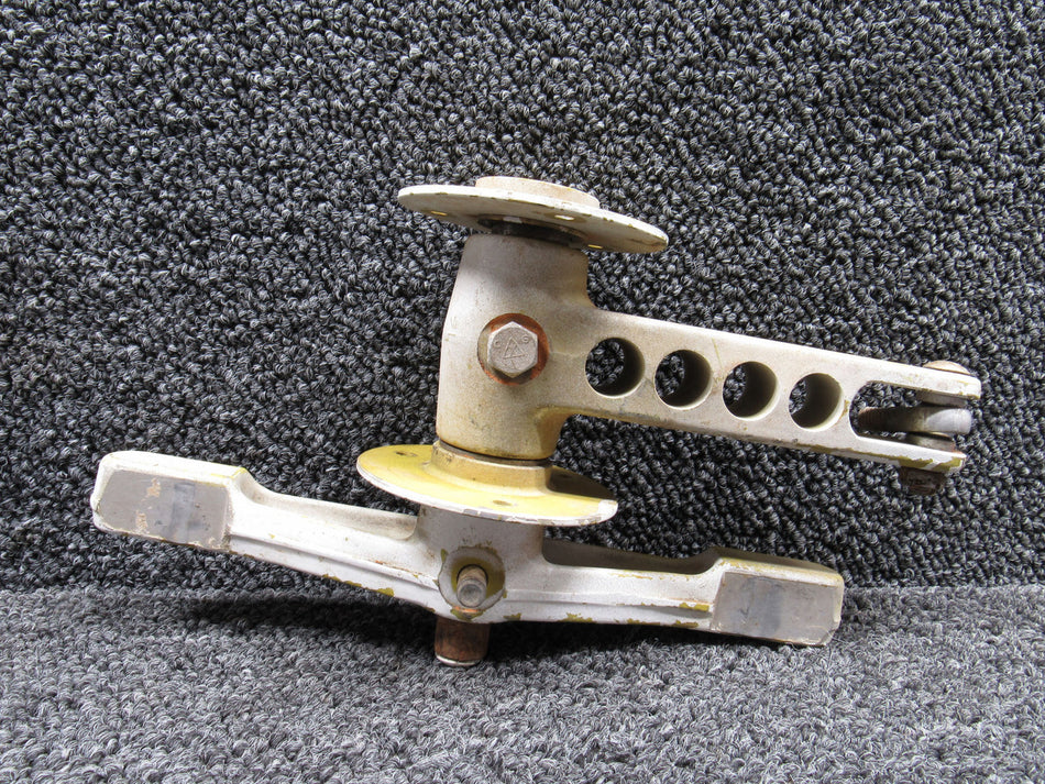 46961-000, 47047-000 Piper PA-31T Nose Gear Steering Arm and Actuator Assy