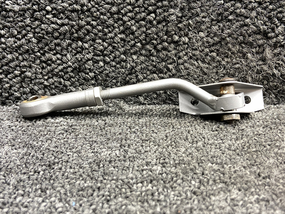 37722-002, 67091-000 Piper PA28RT-201T Main Gear Door Retract Rod with Hinge