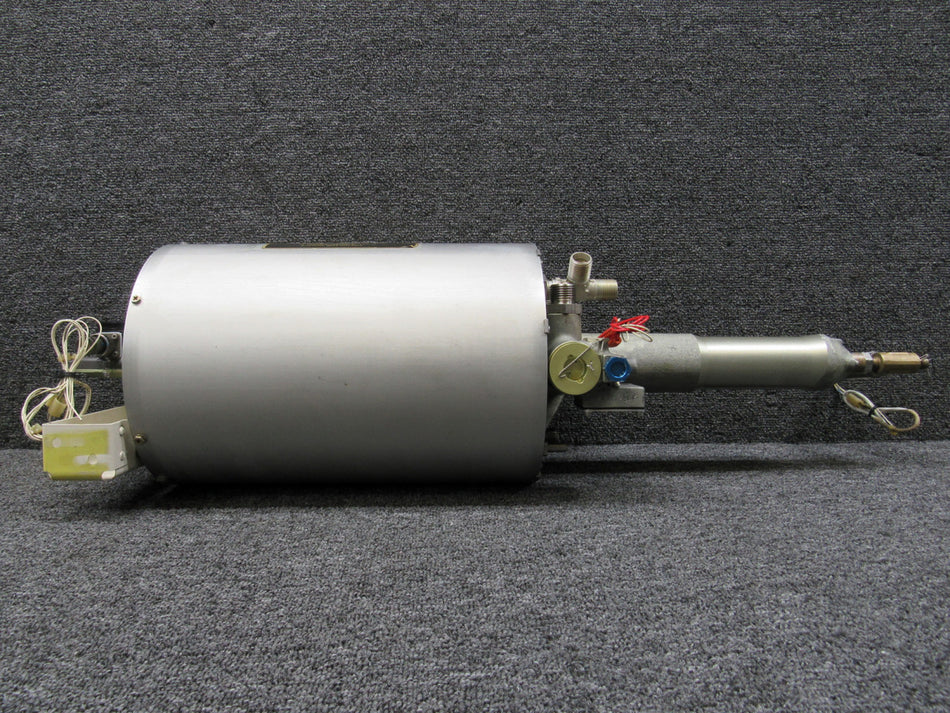 3810037-103 (Alt: 9914074-2)Parker Aerospace Hydraulic Reservoir Assembly
