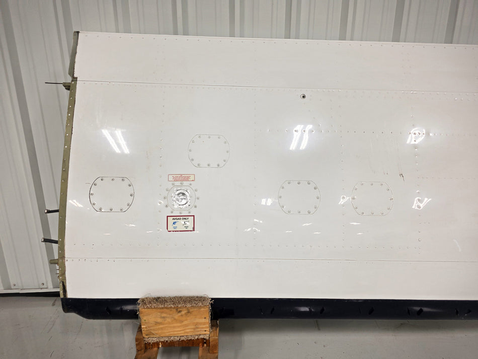 1220804-9 (Use: 1220804-17) Cessna T206H Wing Structure LH