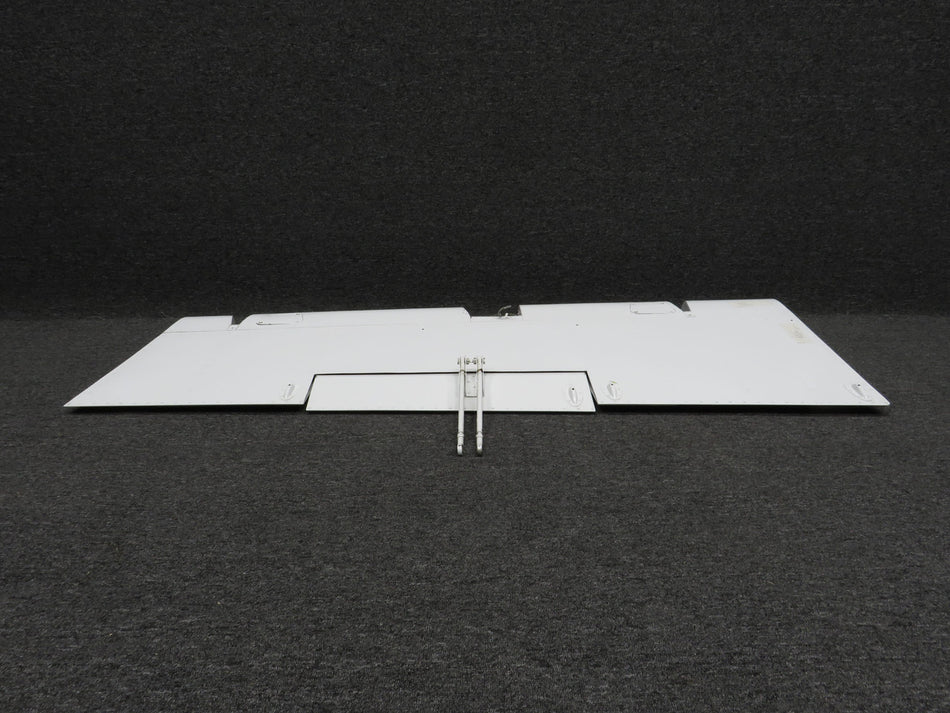 2324027-22 (Alt: 2324027-26) Learjet 25 RH Aileron Assembly