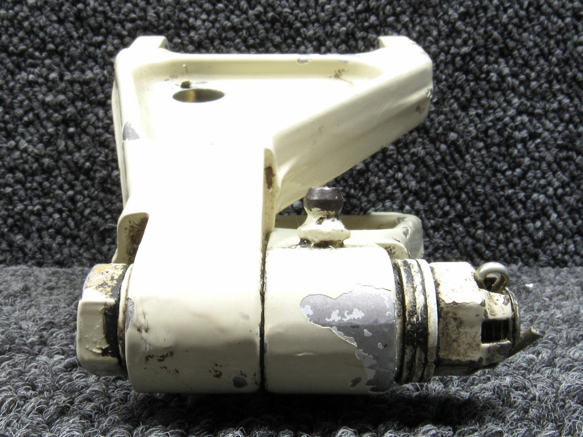 MO031626MC-25AS