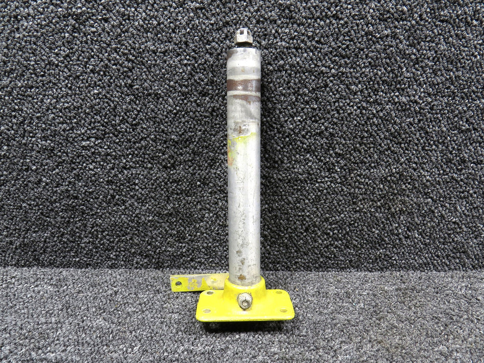 43286-002 Piper PA-31T Main Landing Gear Brace Pivot with Fitting