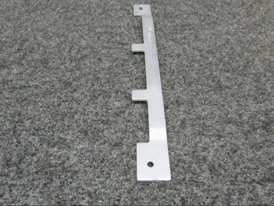 0513560-11 Cessna 172 Plate Seat (New Old Stock) (SA)