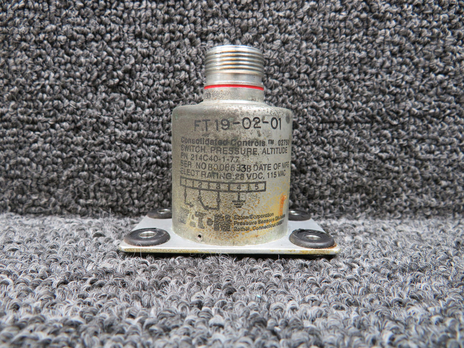 214C40-1-77 Eaton Consolidated Controls Altitude Pressure Switch (Volts: 28)