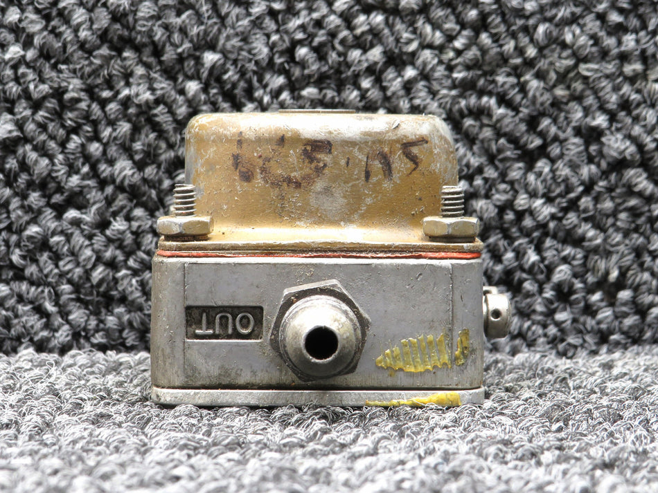 66D44 Janitrol Air Pressure Regulator