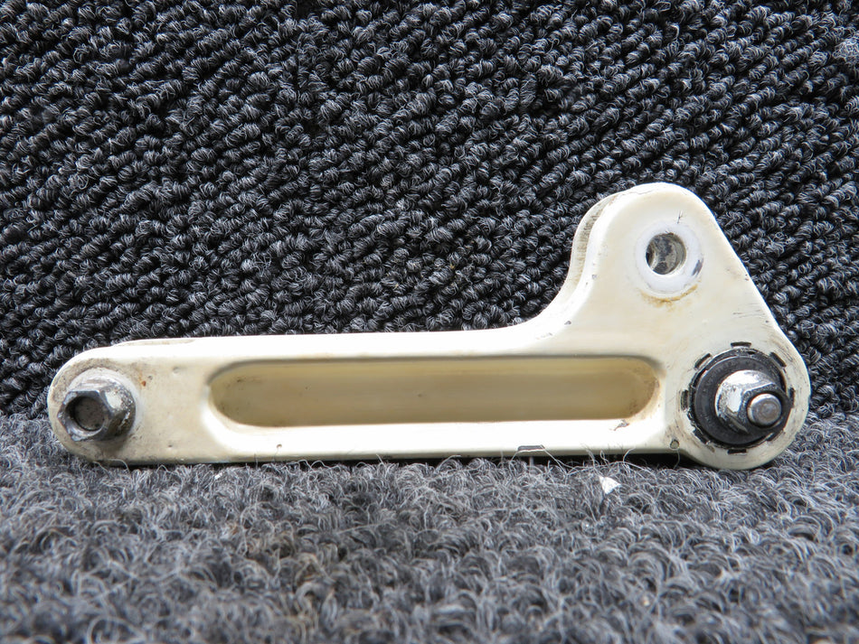 0842108-3 Cessna 340A Nose Landing Gear Retract Arm