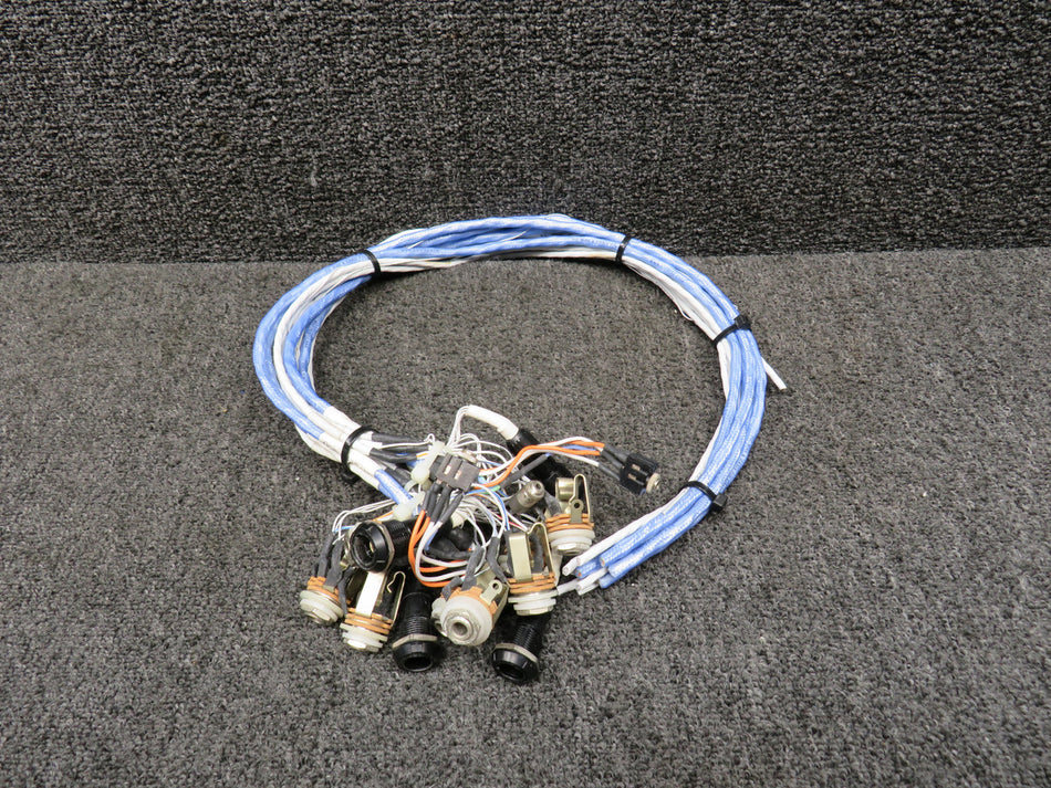 50298-001, 50297-001 Cirrus SR22 Headset, Microphone Jack Set of 15
